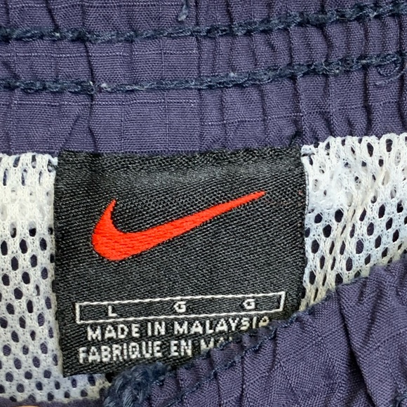 Nike Swim Trunks Size L - Picture 5 of 8